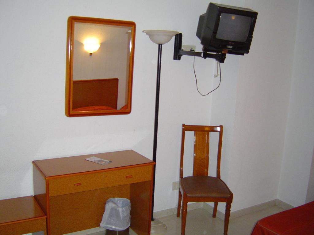 Hotel Lazaro カラモチャ 部屋 写真